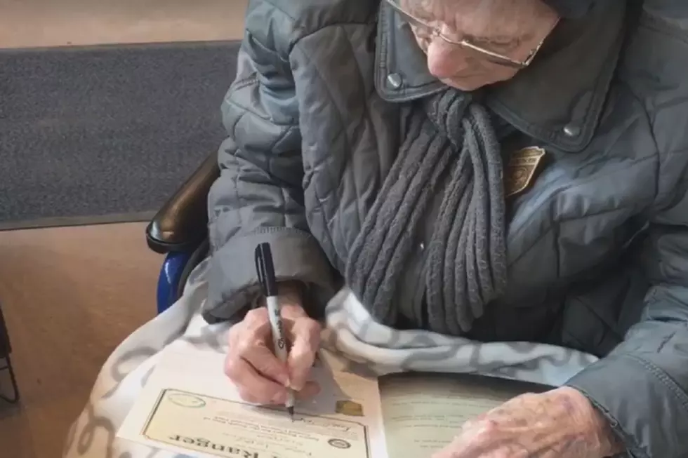 103-Year-Old Illinois Woman Sets Record At Grand Canyon