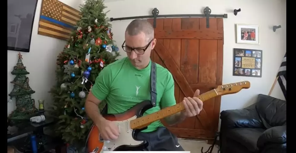 Wisconsin Man Makes Musical Tribute for Rockford Police