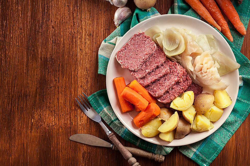 You Can&#8217;t Go Wrong With Corned Beef at These 40 Places in Illinois
