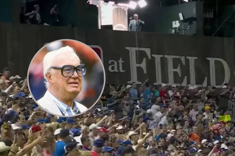 Four Things To Love About The Harry Caray Hologram At Field Of Dreams Game