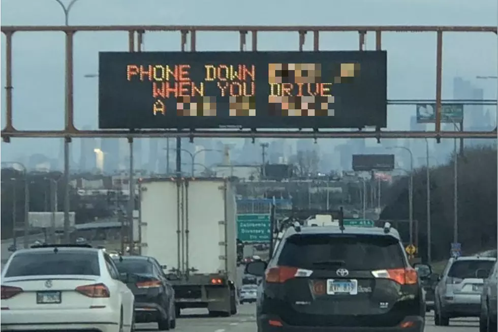 Eye-Catching Illinois Highway Sign Had Drivers Laughing Out Loud