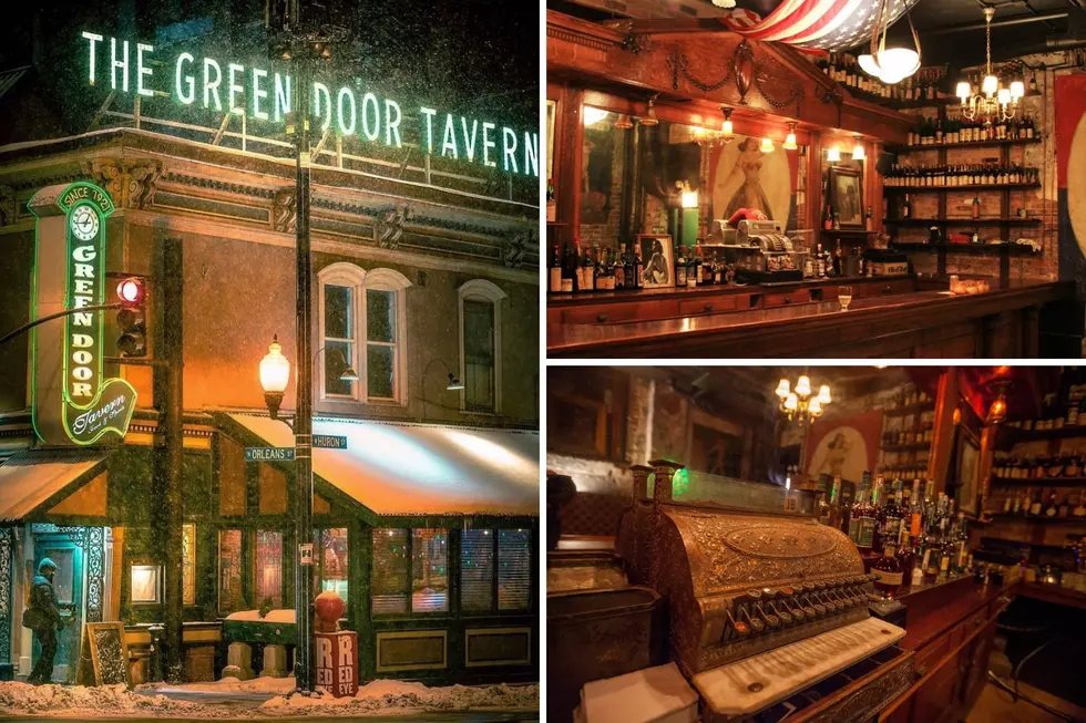 One of Chicago's Oldest Bars Has a Rich and Shady History