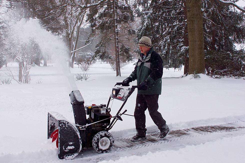 3 Things You Should Never Do When Shoveling Snow in Illinois