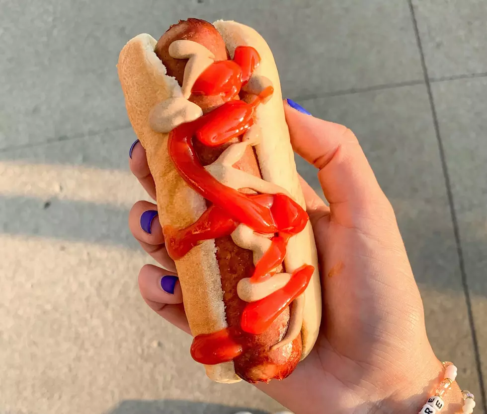 Ketchup on a Hot Dog? Illinois Survey Results May Upset Chicago