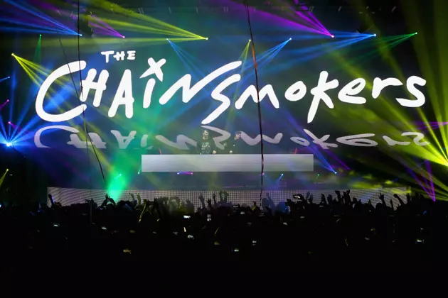 Send Your #Selfie To See The Chainsmokers In Des Moines!