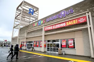 Toys &#8216;R&#8217; Us Stores Might Be Coming Back