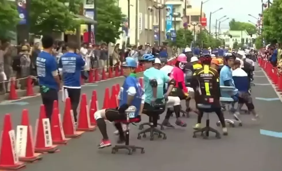 [VIDEO] Office Chair Races
