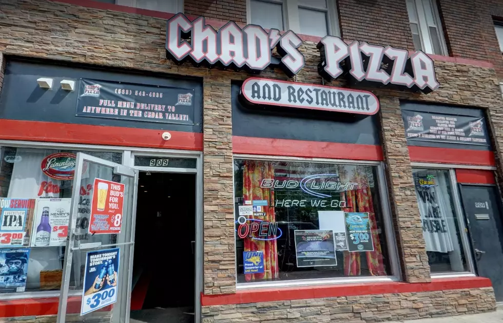 Beloved Cedar Falls’ Pizza Chain Expands South, Finally Opens Doors