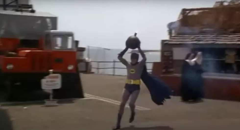 7/30/1966 – Batman Just Couldn’t Get Rid of a Bomb
