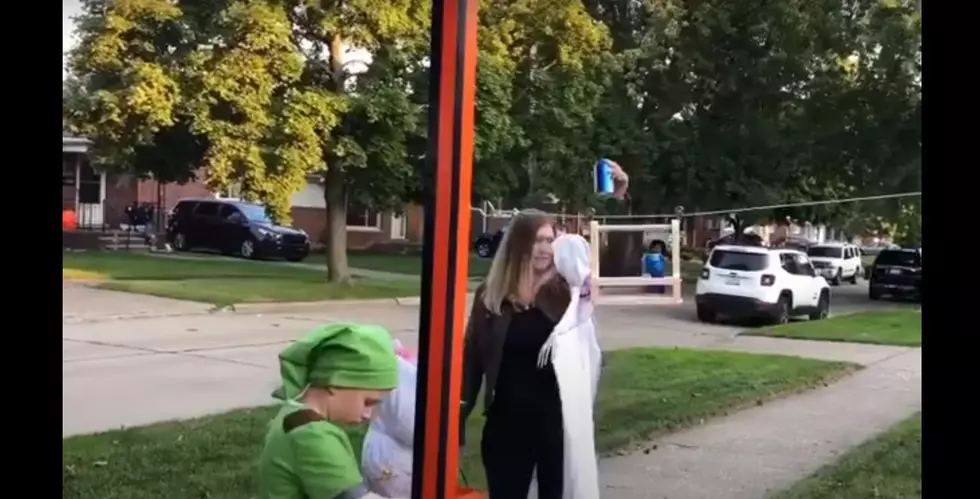 HALLOWEEN 2020: Socially Distant Candy Contraption that Also Gives out Beer