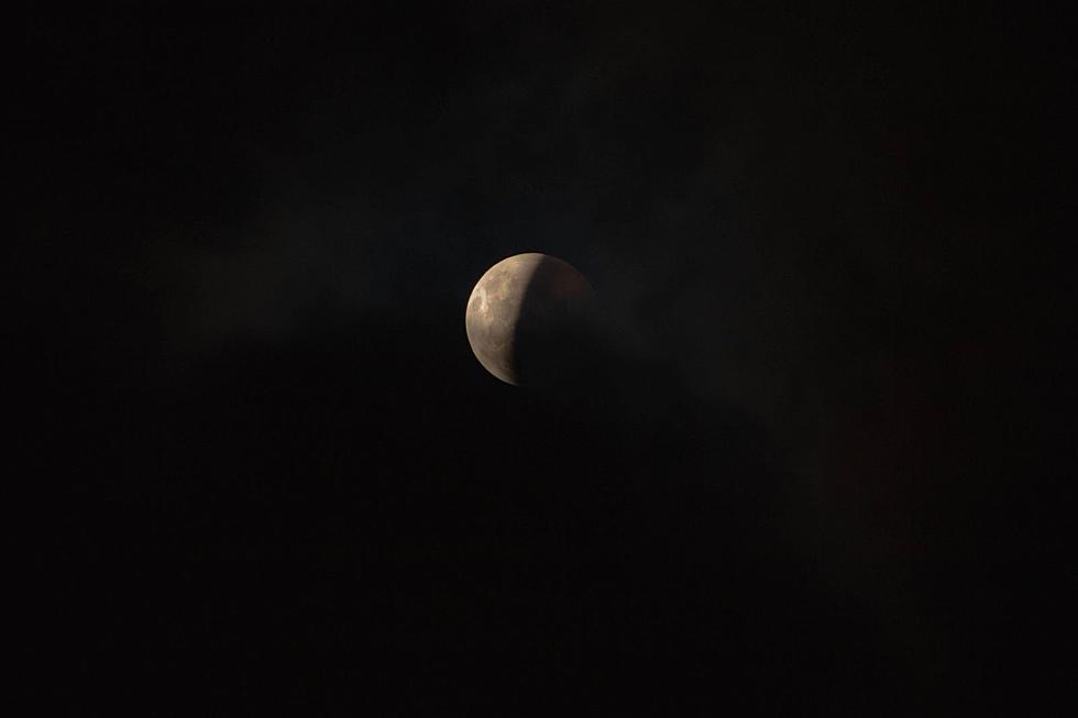 Lunar Eclipse Visible in Iowa TONIGHT!
