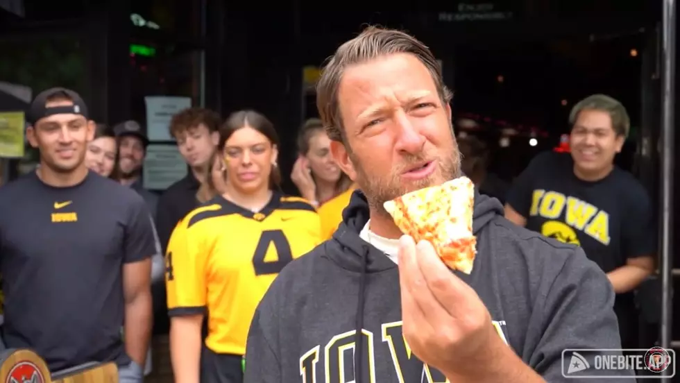 Barstool’s Dave Portnoy Reviews an Eastern Iowa Pizza Joint