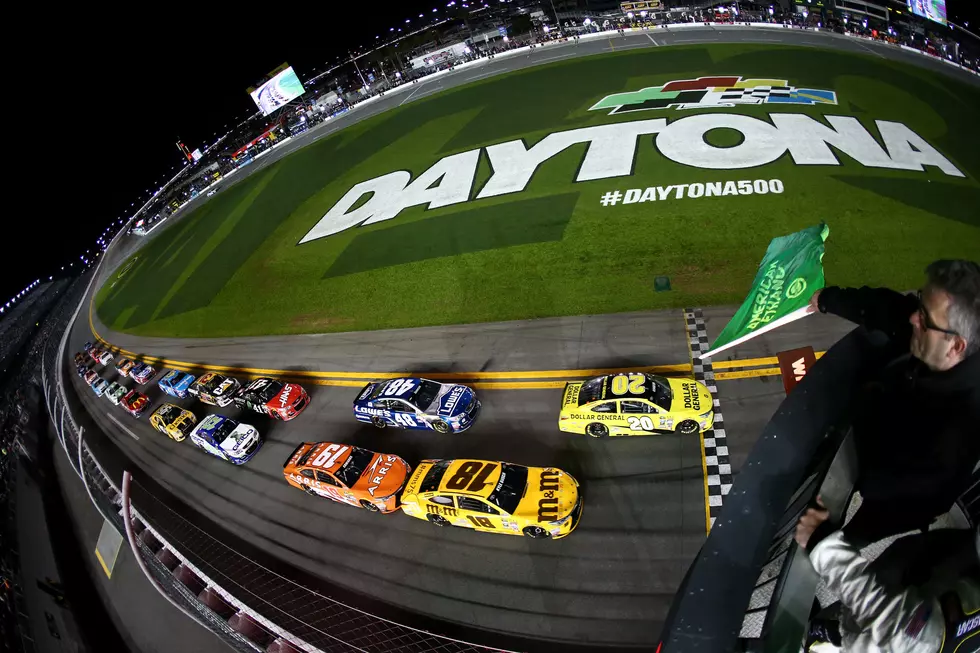Earnhardt, Kyle Busch prevail in Can-Am Duels at Daytona, Starting Line-Up