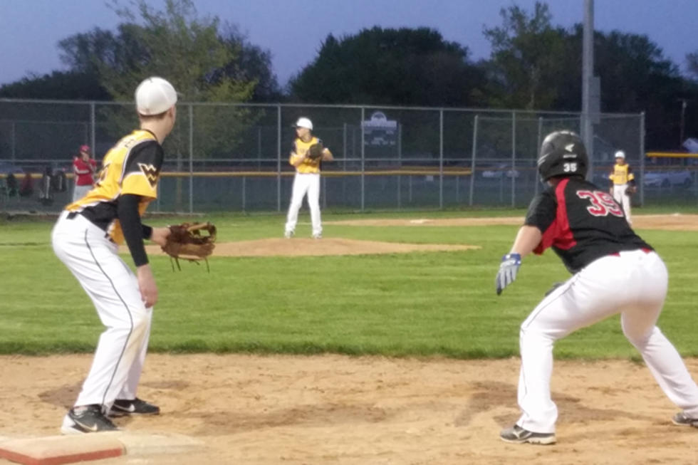 The Waterloo Bucks To Hold A Youth Baseball Camp This Weekend