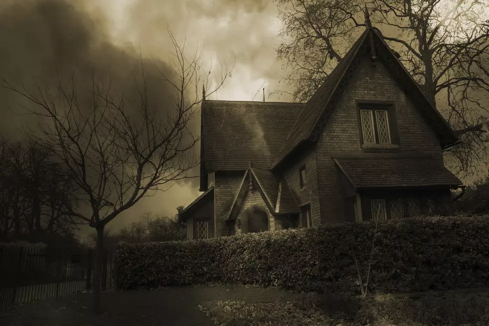 5 Haunted Houses Iowa You Need To Know About: #4 Edinburgh Manor