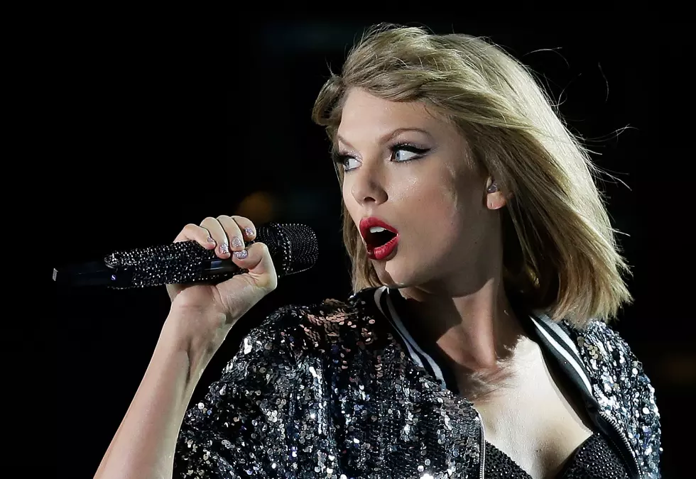 PHOTO: Iowa DOT Might’ve Been A Bigger Swiftie Than You