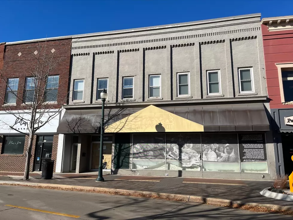 What’s Moving Into This Empty Cedar Falls Building?