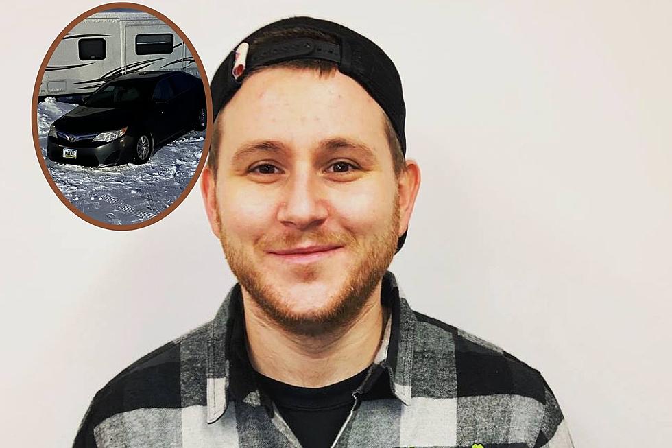 Iowa Radio DJ Picks Coldest Day of the Year to Get His Car Stuck [PHOTO]