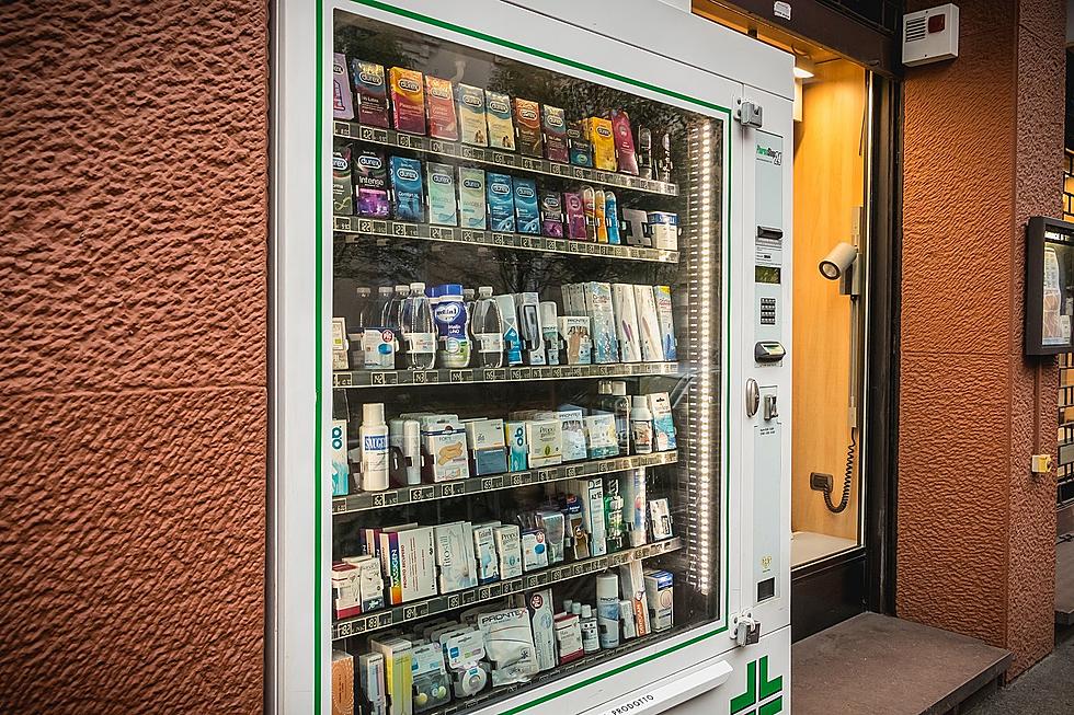 University of MN Students Want a Birth Control Vending Machine
