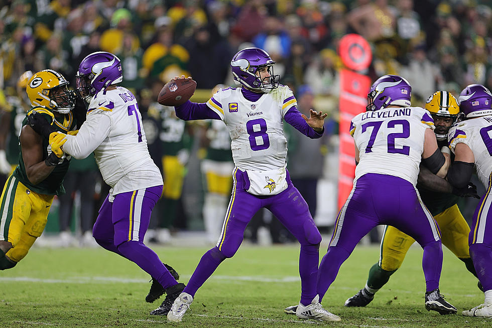 Vikings & Packers Today in Green Bay in NFL Week 8 Matchup