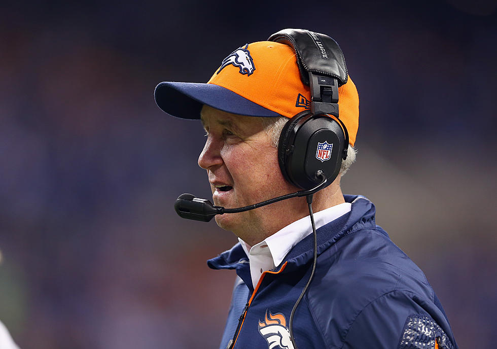 Head Coach John Fox Talks to Denver Broncos via Video Chat