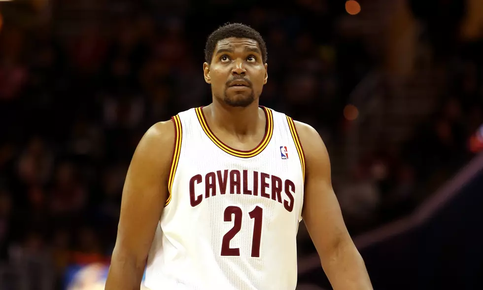 Cleveland Trades Andrew Bynum to Chicago Bulls
