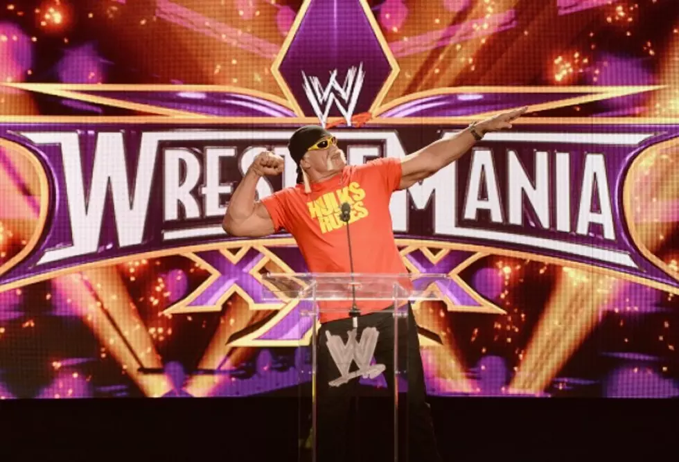 Hogan&#8217;s Return Adds Muscle to WrestleMania 30