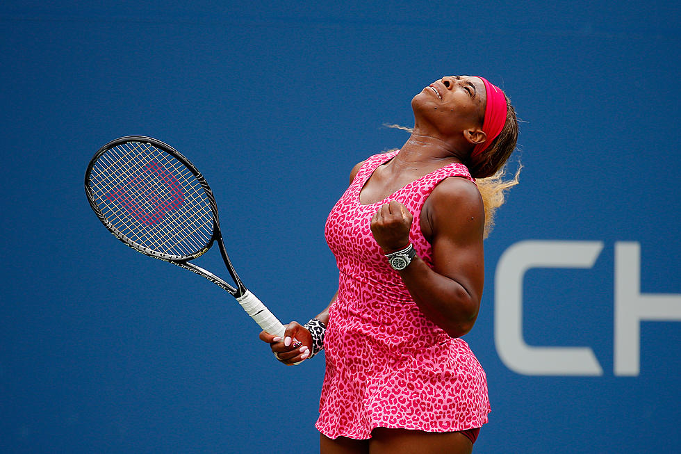 Serena, Djokovic Advance in U.S. Open