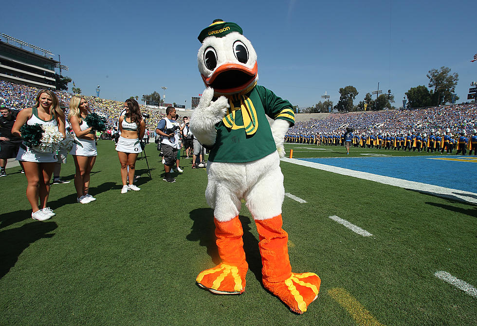Oregon Climbs to Second in Latest Playoff Ranking