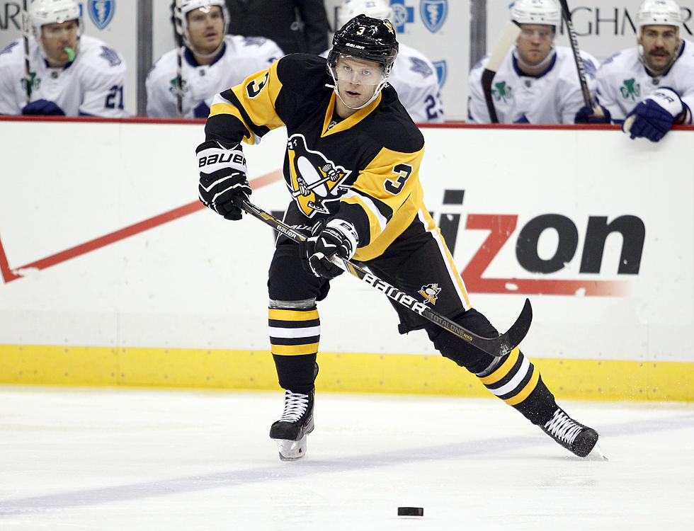 Mumps for Another Member of Pens…Kings’ Regehr Out Two Weeks…Mr. Hockey on the Mend