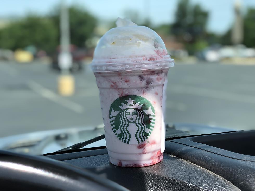 Kekeluv Tries Treasure Valley Starbucks’ New Strawberry Frappuccino
