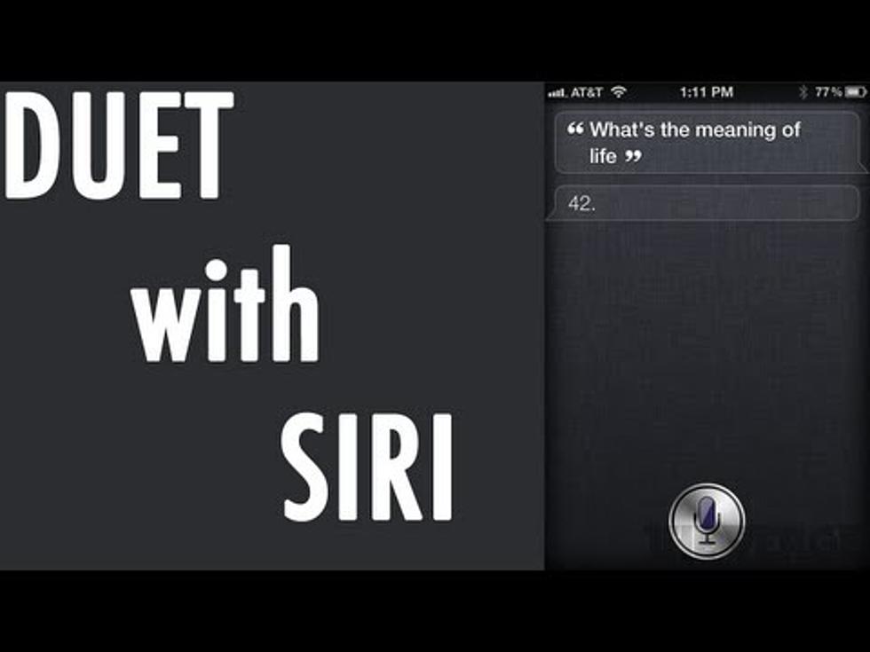 Siri For iPhone 4S Sings a Duet [VIDEO]
