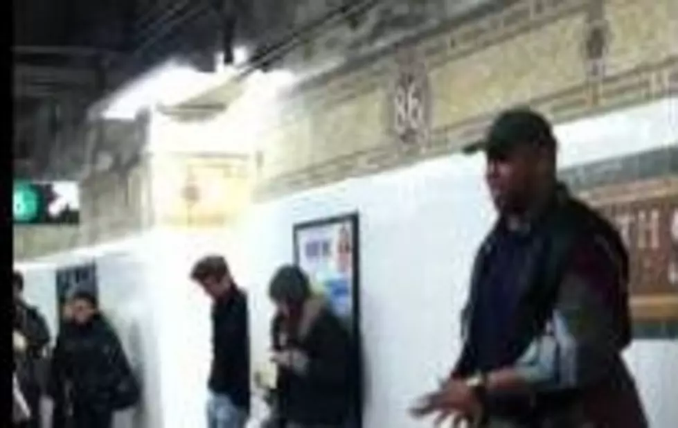 Subway Performer Sings Adele’s Someone Like You [VIDEO]