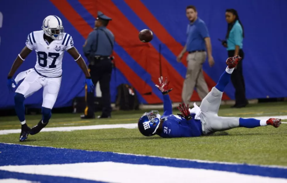 Watch Indianapolis Colts&#8217; Receiver Reggie Wayne Score a Touchdown With a Ridiculous Circus Catch Against the New York Giants