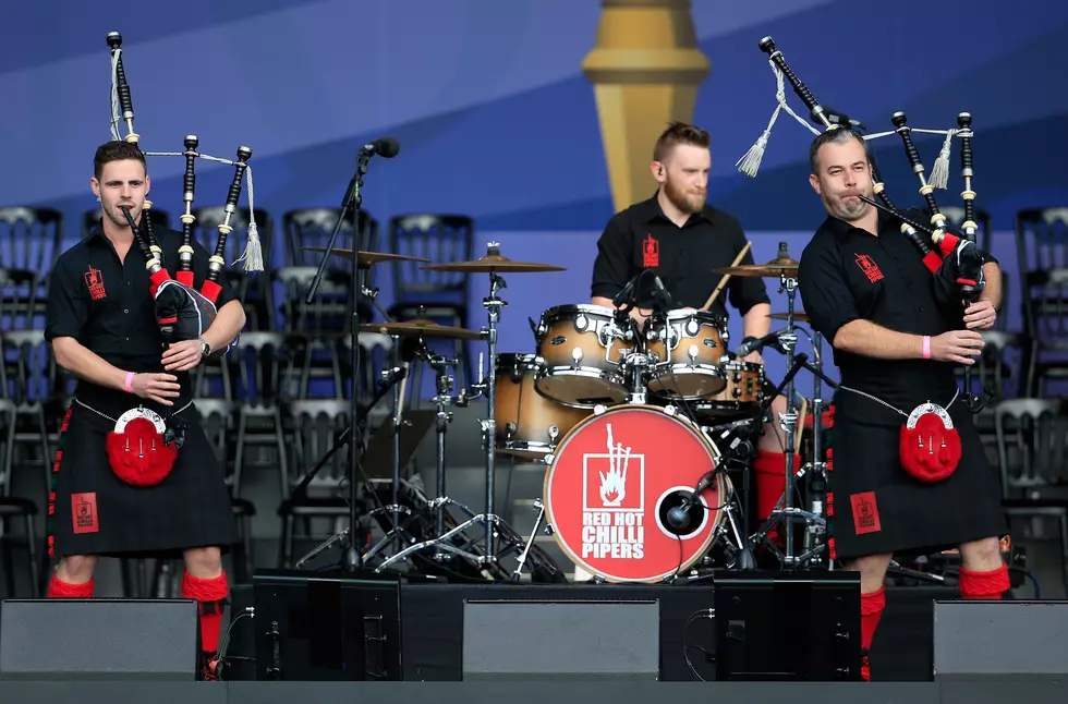 Red Hot Chilli Pipers Concert to Benefit 911 Gives Hope [VIDEO]