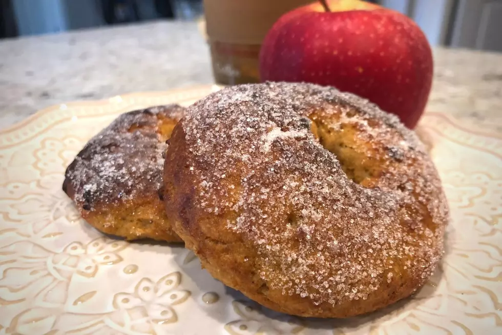 How to Make EASY Apple Cider & Pumpkin Donuts [RECIPE]