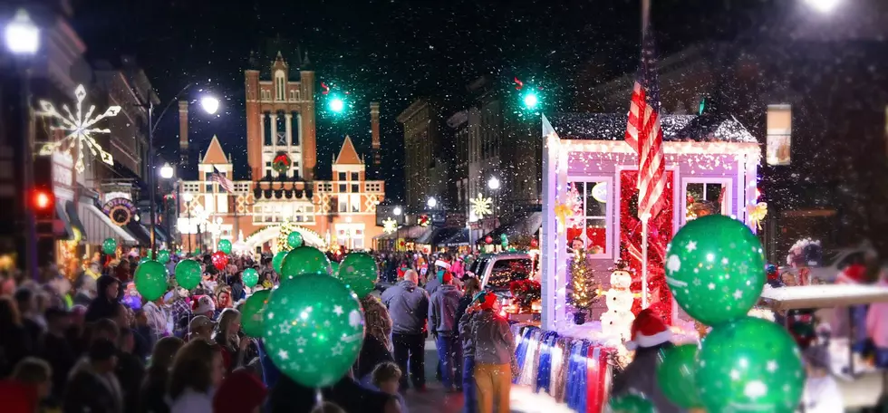 Experience Christmas Magic at these Quaint Kentucky Towns this Holiday Season