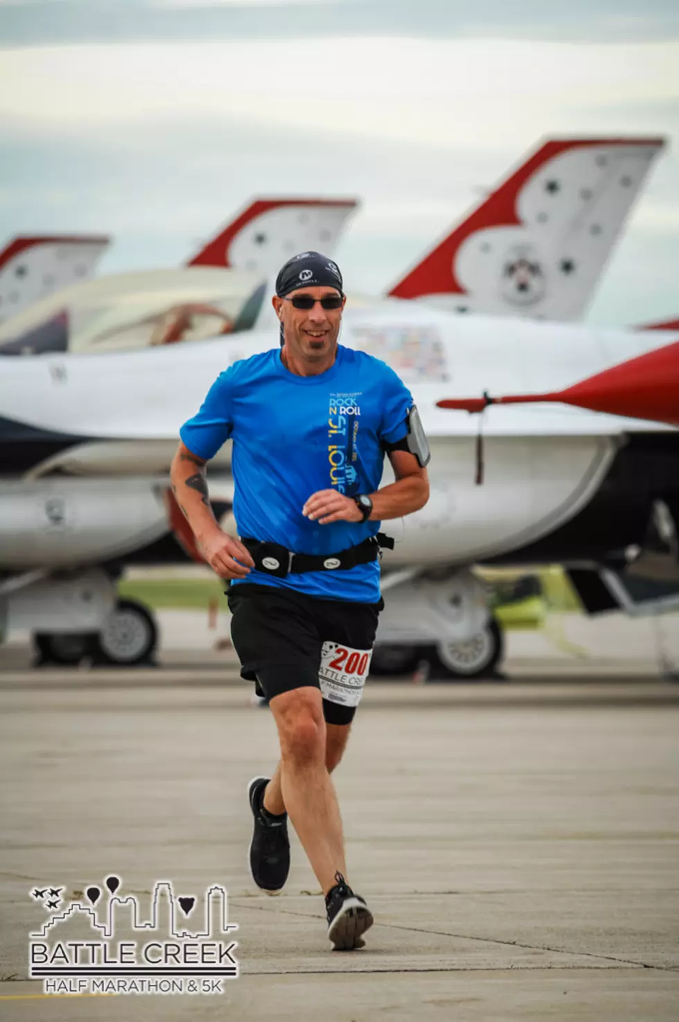 Inaugural Battle Creek 1/2 Marathon Gives Runners a Close-Up View of the Incredible U.S.A.F. Thinderbirds
