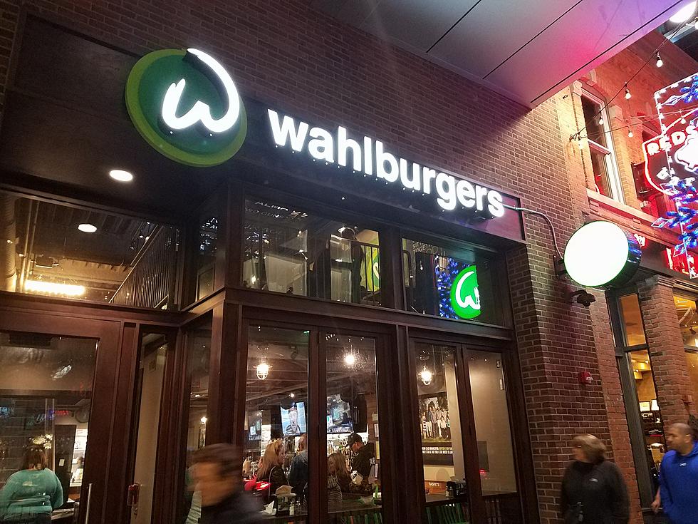 Wahlburgers Has the Right Stuff