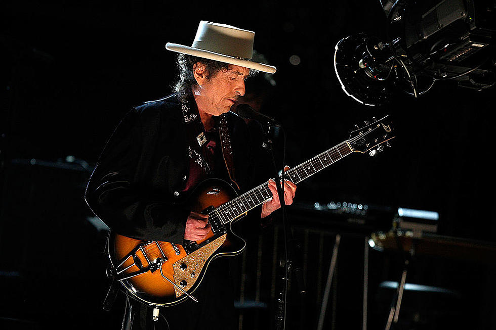 Concert Announcement: Bob Dylan Coming to the Old National Events Plaza in Evansville