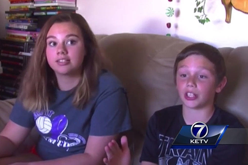 Scared Kids Text 911 From Back Seat to Rat Out Drunk Driving Dad