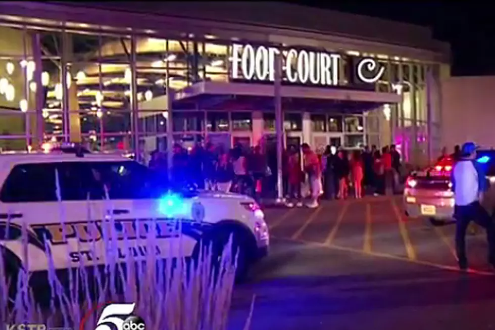 8 Injured in Mass Mall Stabbing, Suspect Mentioned Allah During Attack