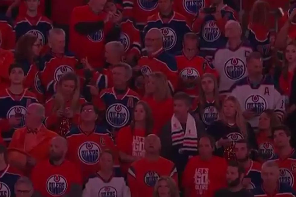 Watch Oilers' Fans Rock 'Star-Spangled Banner' After Mic Malfunction