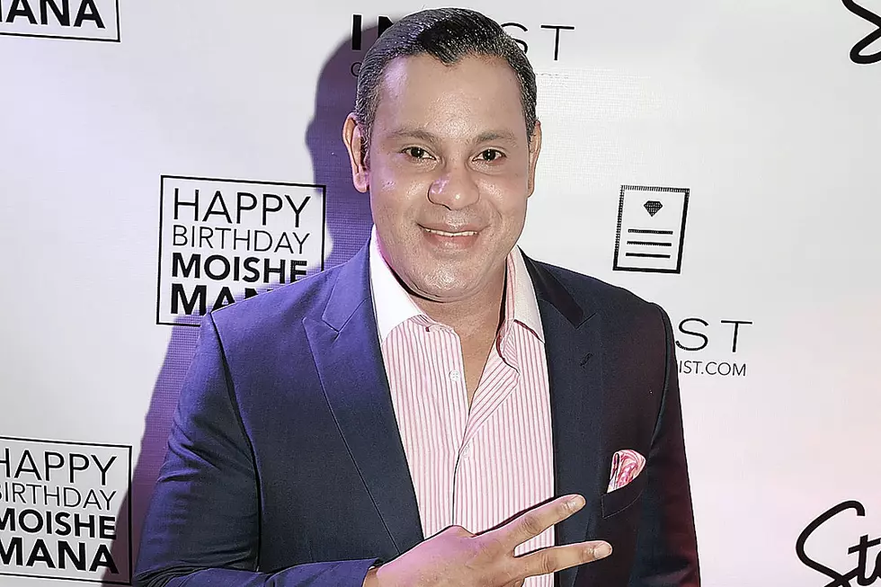 Sammy Sosa Is Now Pink and the Internet Is Very Amused