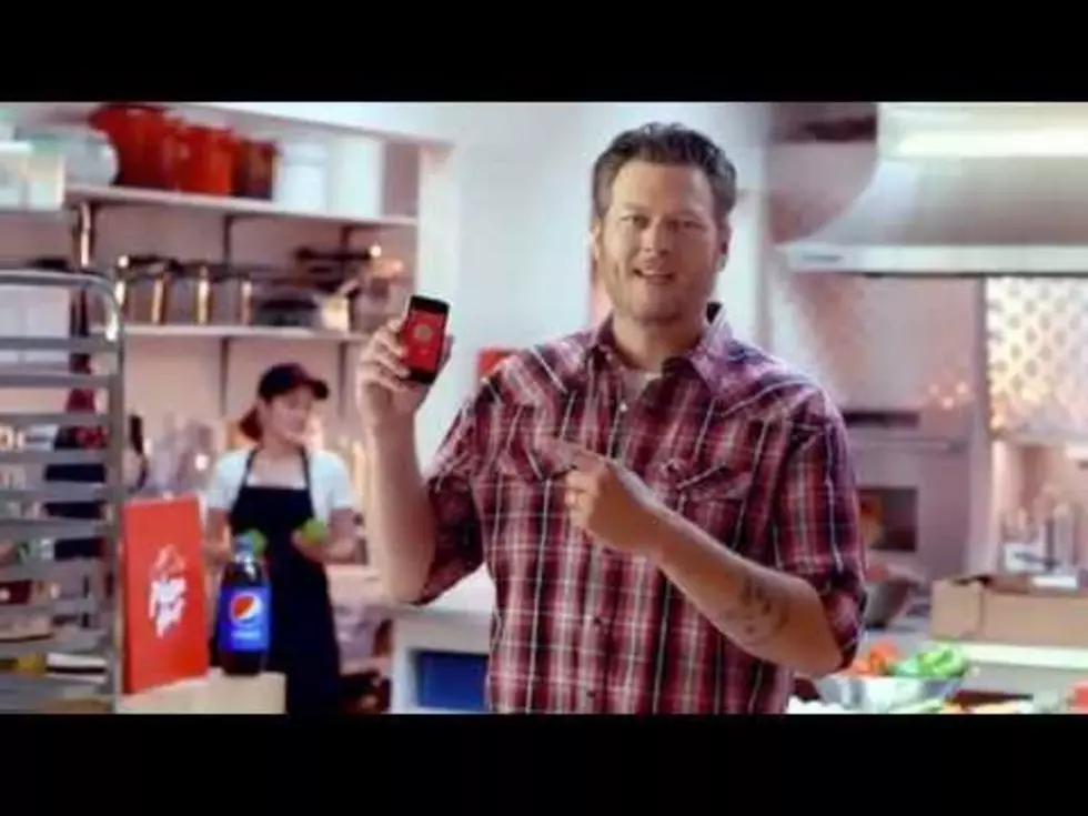 Blake Shelton’s Pizza Hut Commercial [Video]