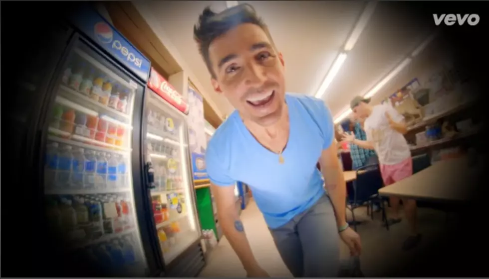 Jake Owen&#8217;s &#8220;Real Life&#8221; Gets Real [VIDEO]
