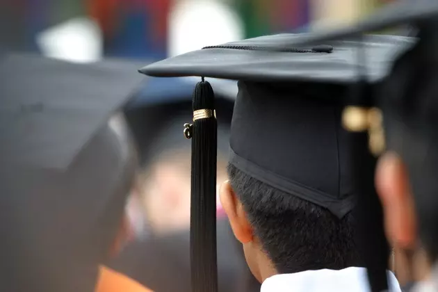 Kentucky&#8217;s High School Graduation Rates Rank in the Top 10