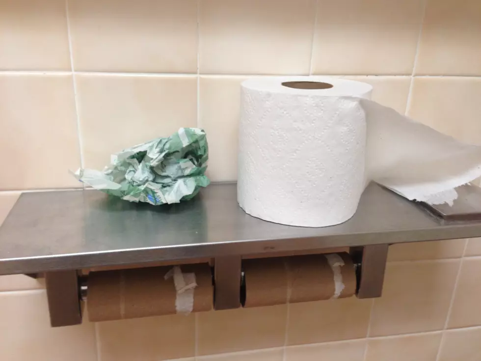 Are Your Coworkers Courteous in the Office Bathroom? [Photos]