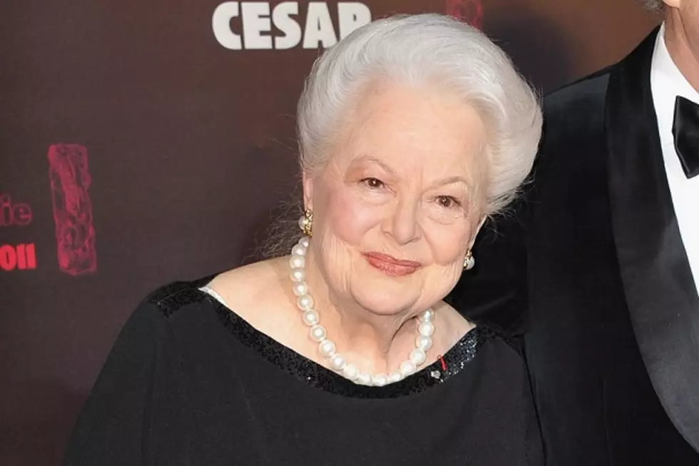 Olivia de Havilland’s 100th Birthday–Yes, She’s Still Alive and Looks Great–Reminds Me of a Funny Story