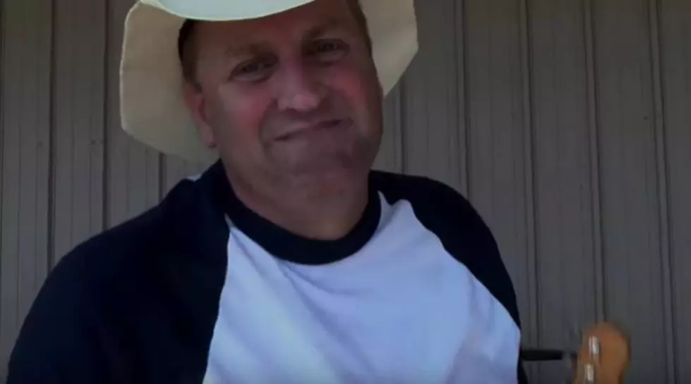 Marty's 'Country Girls' Video